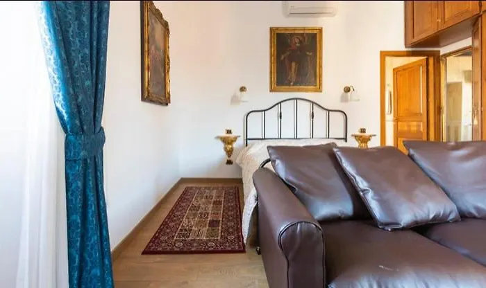 Casa Sangalletti * Rom